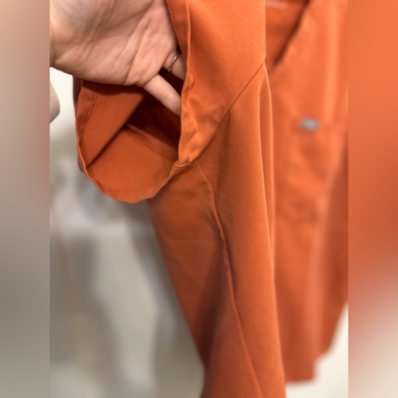 Figs Technical Collection Catarina Burnt Orange Scrub Top - Picture 6 of 9